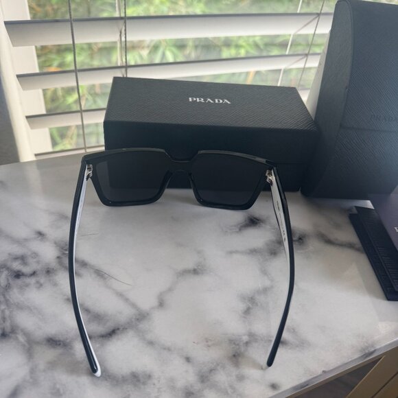 SOLD! PRADA PR 24ZS 56 Women's Square Sunglasses - Black/Gray - New in Box - Picture 9 of 13